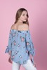 Imagen de BLUSA EST CUELLO BOTE CON MANGA DE ANUDAR