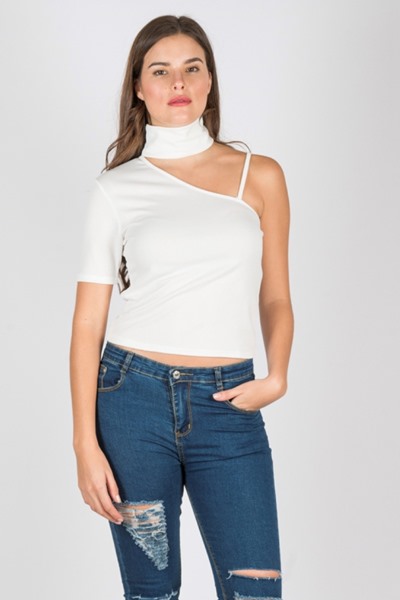 Imagen de CROP TOP C/ DISEÑO Y HOMBRO DESCUBIERTO