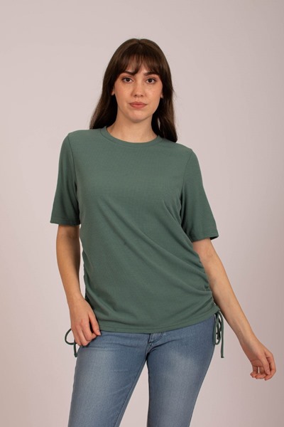 Imagen de BLUSA C/ DISEÑO FRUNCIDO C/ LAZOS DE AJUSTE