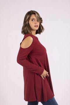 Imagen de BLUSA LARGA C/ DISEÑO EN ESCOTE