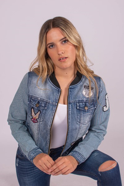 Imagen de CAMPERA JEAN C/ DISEÑO