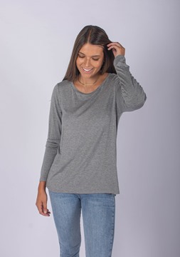 Imagen de BLUSA A LA BASE LISA