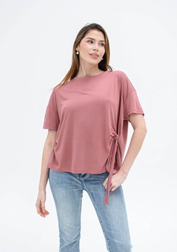 Imagen de BLUSA C/ DISEÑO EN TERMINACION