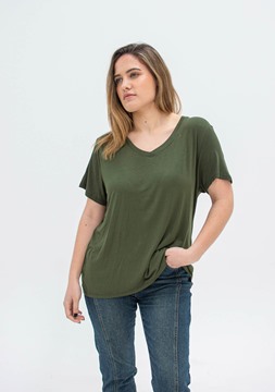 Imagen de BLUSA LISA  ESCOTE E V