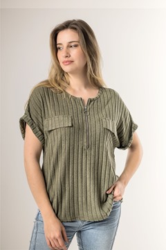 Imagen de BLUSA C/ CIERRE Y DISEÑO CON BOLSILLOS