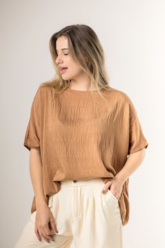 Imagen de BLUSA AMPLIA C/ DISEÑO