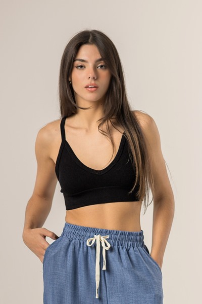Imagen de CROP TOP ESCOTE EN V