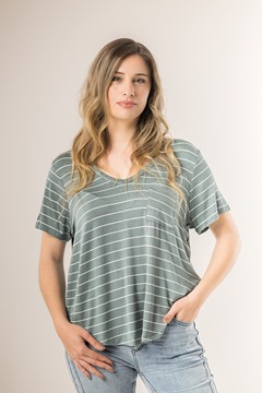 Imagen de BLUSA A RAYAS ESCOTE EN V