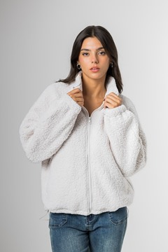 Imagen de CAMPERA PELUCHE C/ DISEÑO