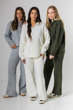 Imagen de SET BUZO TEJIDO C/  BUZO  Y PALAZZO