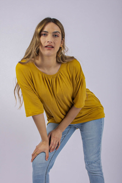 Imagen de BLUSA C/ FRUNCIDO EN ESCOTE