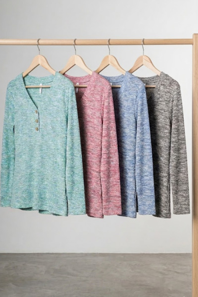 Imagen de BLUSA DE HILO CON BOTONES