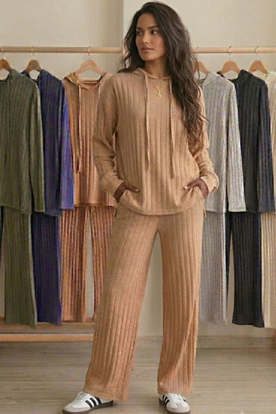 Imagen de SET BUZO CAPUCHA Y PALAZZO